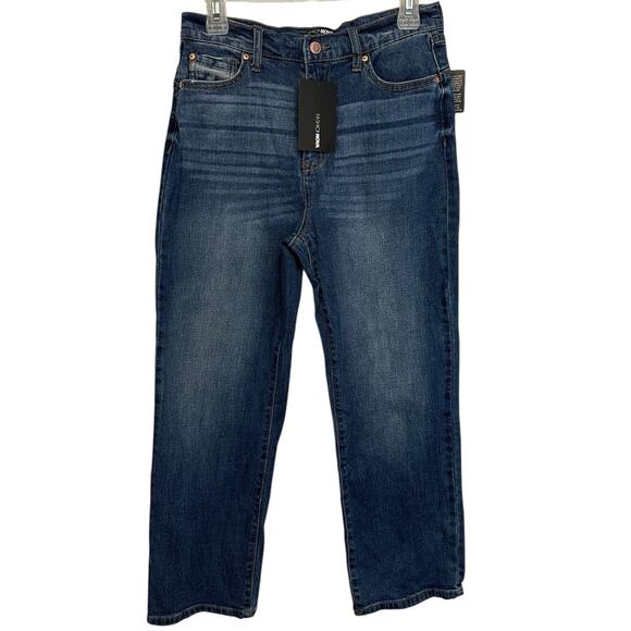 Fashion Nova Classic Blue Cropped Jeans. - Picture 2 of 8